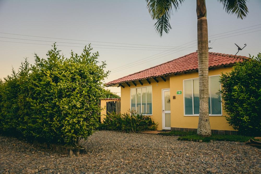 Hotel Paloverde Villas Campestres Apiay المظهر الخارجي الصورة